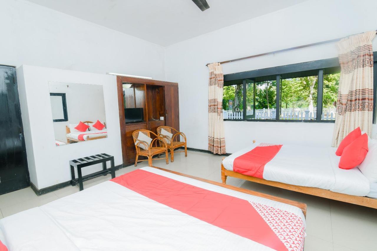 Oyo 479 Water Front Hotel Kandy Zewnętrze zdjęcie
